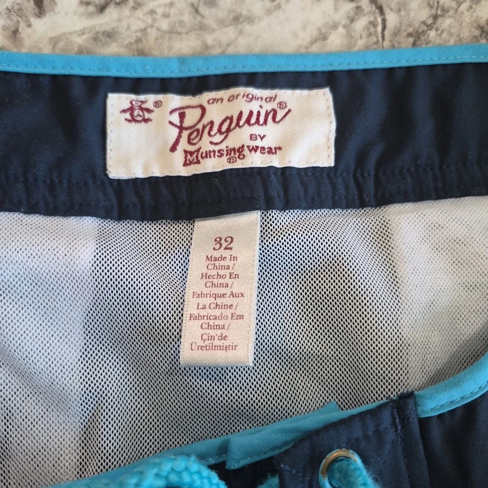 Penguin By Munsing wear Men Built In Liner Swim Trunks Navy Size 32